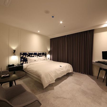 Zam101 Hotel Gimhae Zewnętrze zdjęcie