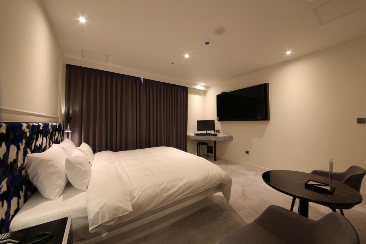 Zam101 Hotel Gimhae Zewnętrze zdjęcie