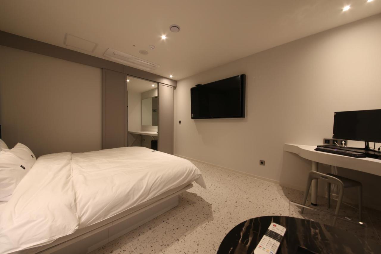 Zam101 Hotel Gimhae Zewnętrze zdjęcie