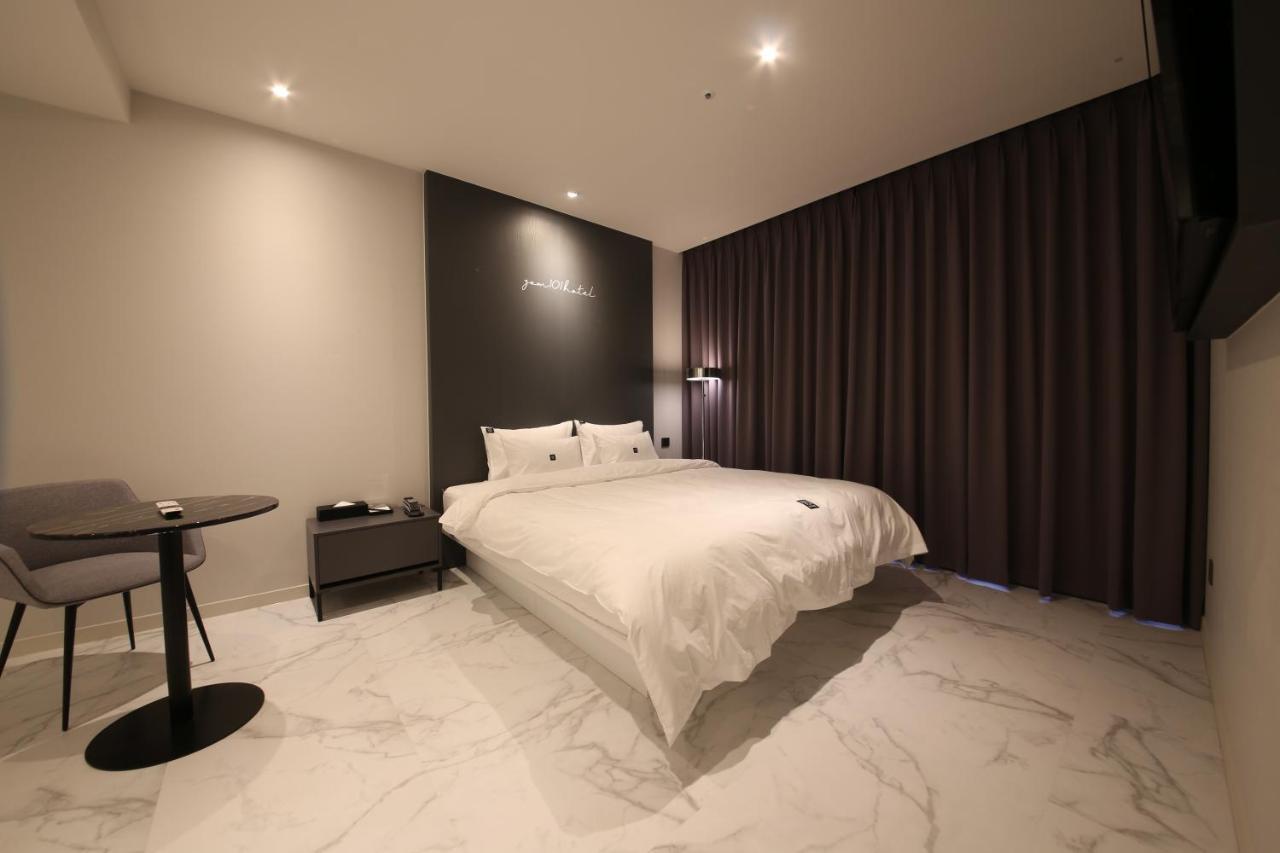 Zam101 Hotel Gimhae Zewnętrze zdjęcie