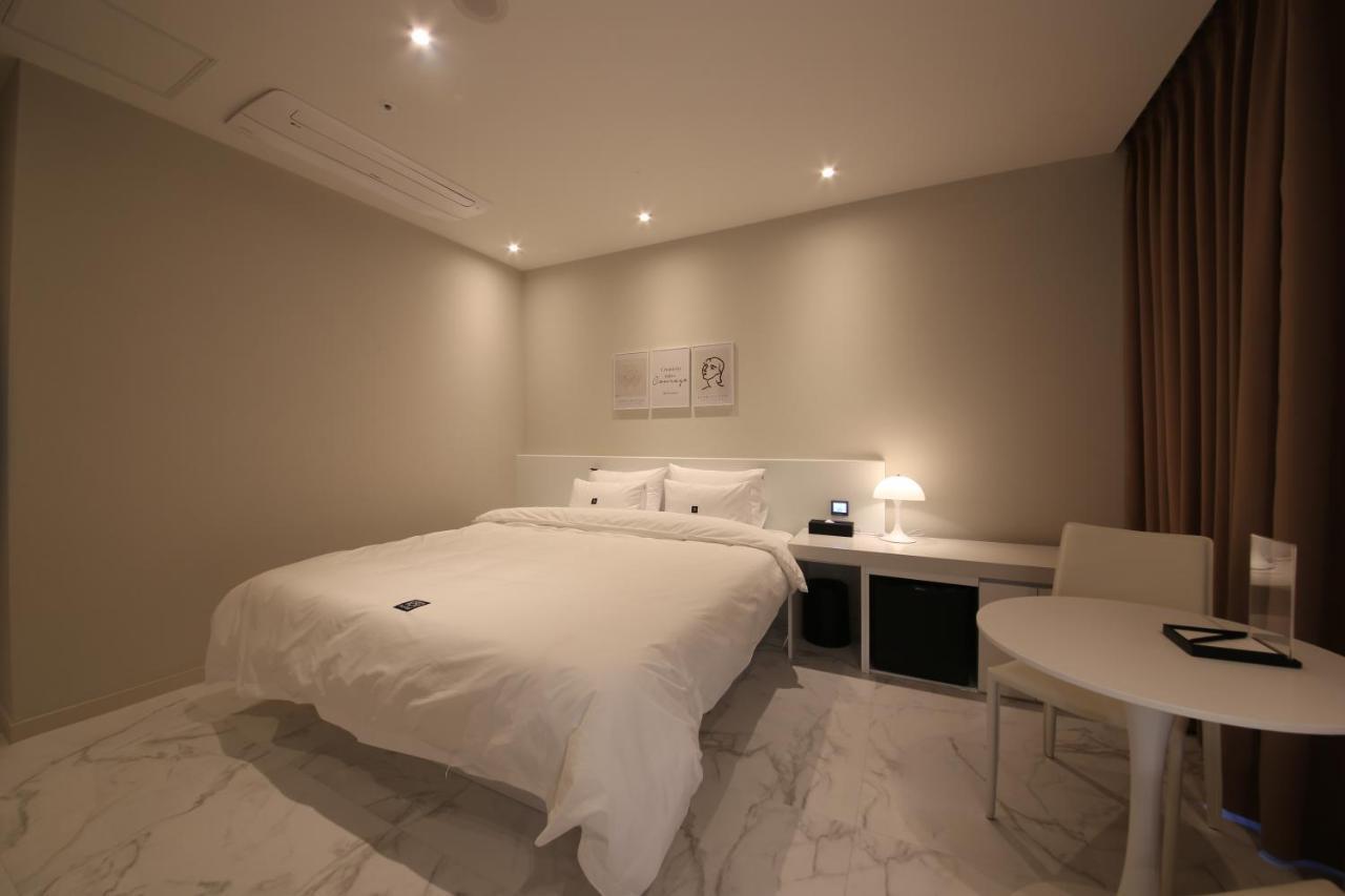 Zam101 Hotel Gimhae Zewnętrze zdjęcie