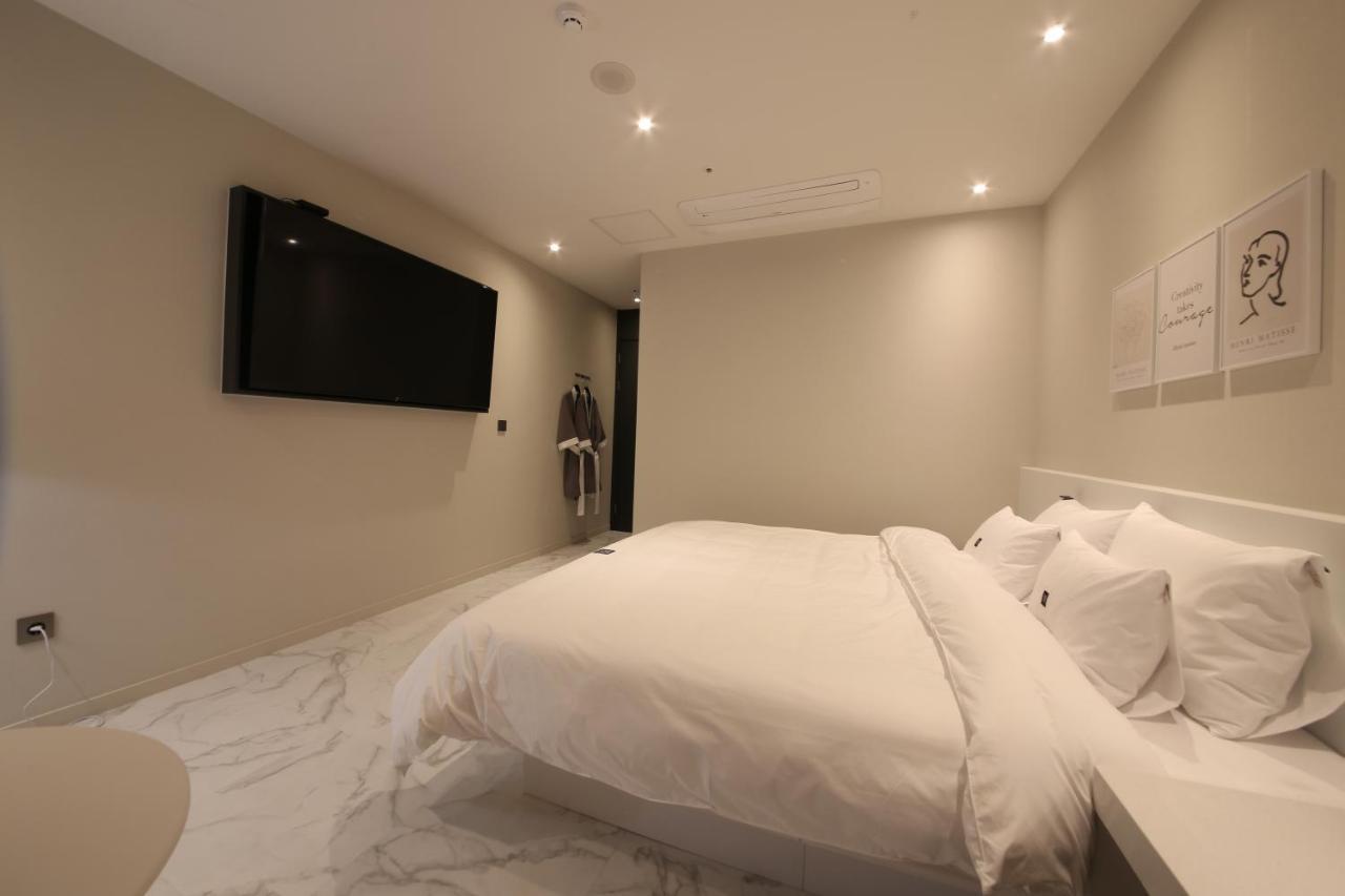 Zam101 Hotel Gimhae Zewnętrze zdjęcie