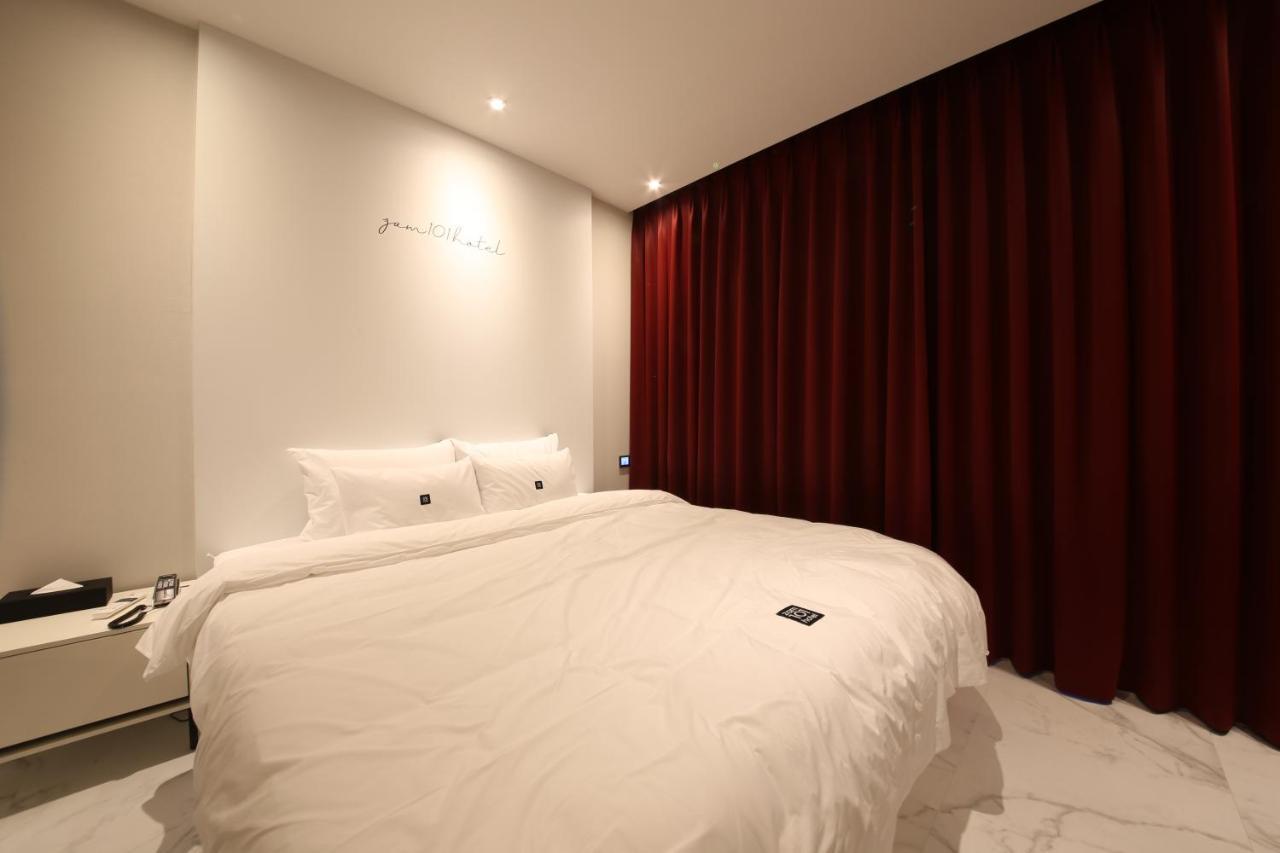 Zam101 Hotel Gimhae Zewnętrze zdjęcie